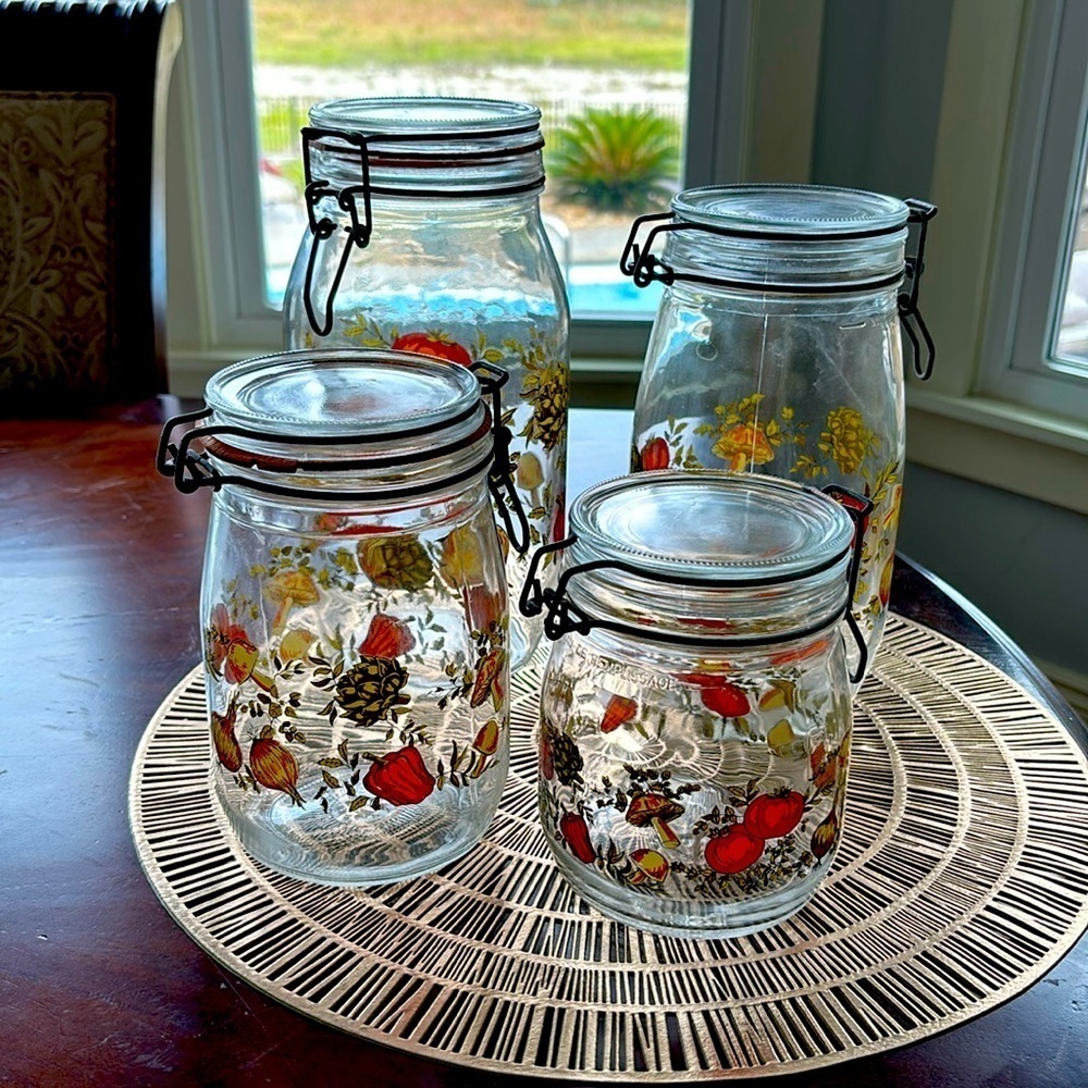 Vintage Corningware Spice of Life Jar Canister Set Of 4